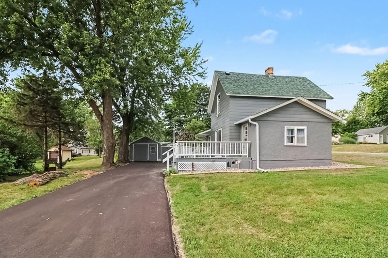333 2nd Ave NW, Lonsdale, MN 55046