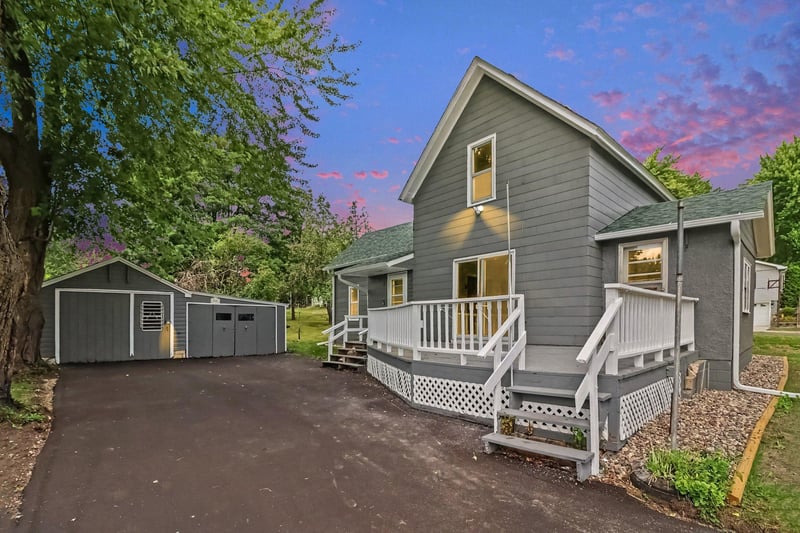 333 2nd Ave NW, Lonsdale, MN 55046