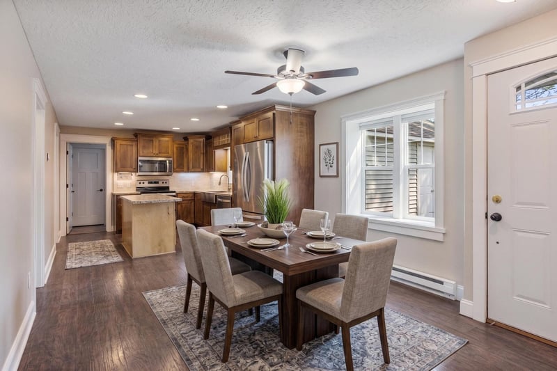 1206 2nd St N, Princeton, MN 55371