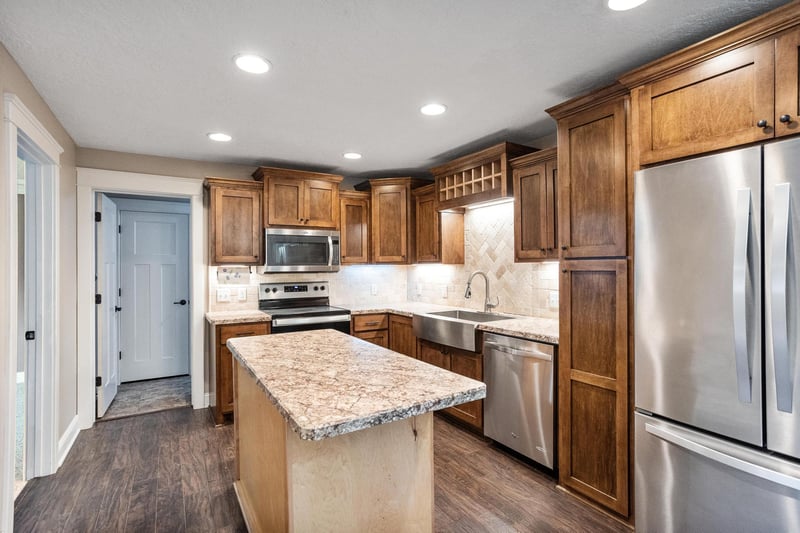 1206 2nd St N, Princeton, MN 55371