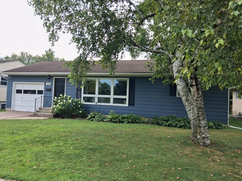 724 E Channing Ave, Fergus Falls, MN 56537