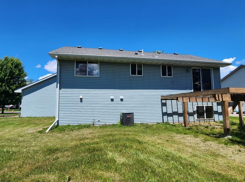 6259 Forest Boulevard Trl, Wyoming, MN 55092
