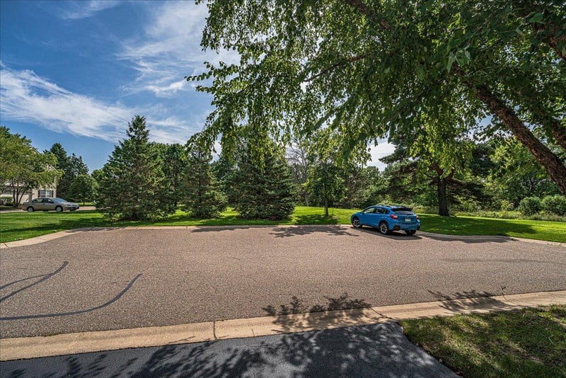 13660 Brass Pw, Rosemount, MN 55068