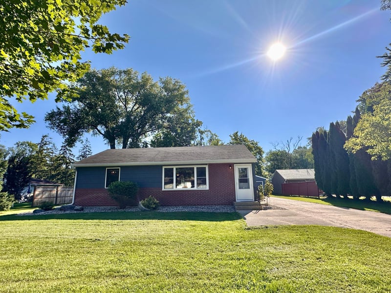 1205 16th St SW, Willmar, MN 56201