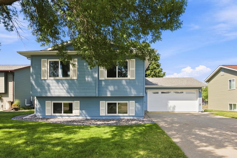 2728 29th Ave S, Moorhead, MN 56560