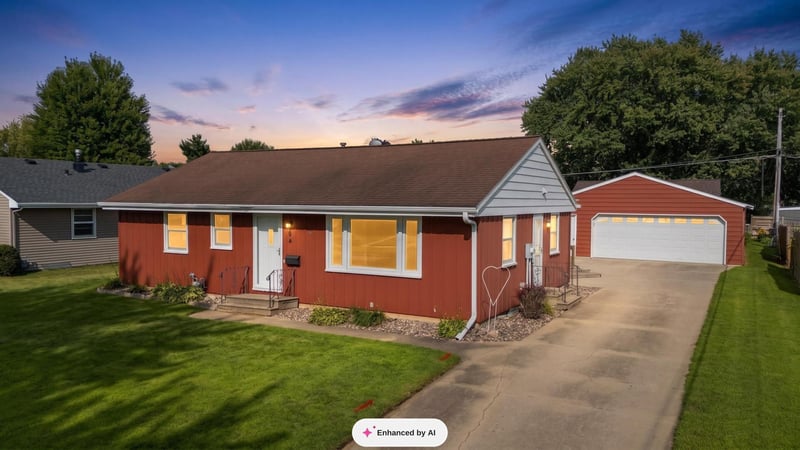 304 18th St NW, Austin, MN 55912