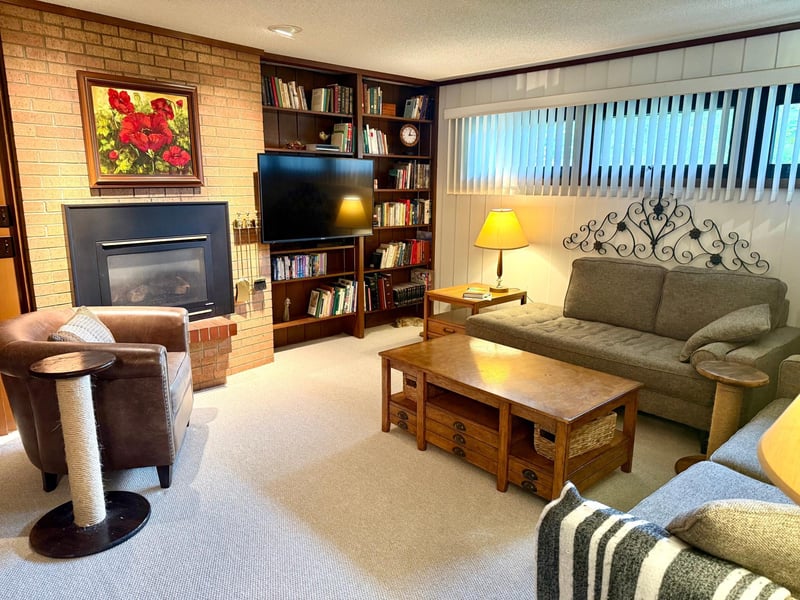 59 Edgewater Dr, Little Falls, MN 56345