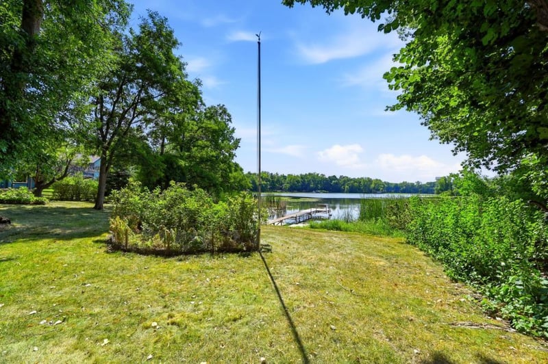 12275 W Timber Ln, Maple Grove, MN 55369