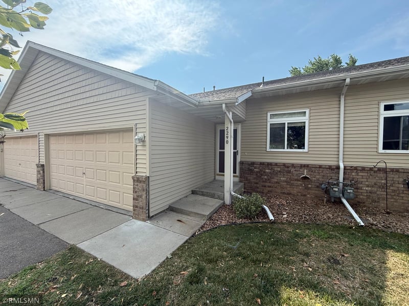 2290 Downing Ave, Shakopee, MN 55379