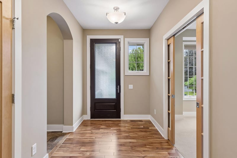 4727 Cumberland St, Shoreview, MN 55126