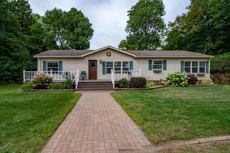 34295 County Highway 3, Erhard, MN 56534