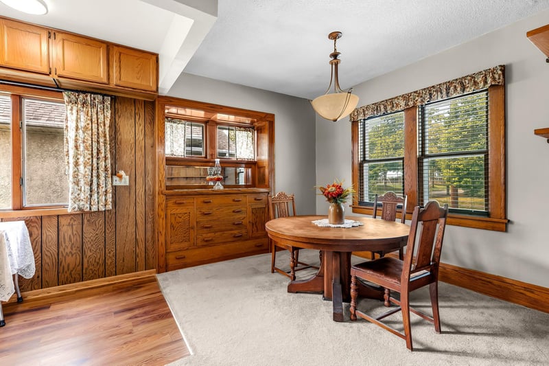 1420 Taylor Ave, Saint Paul, MN 55104