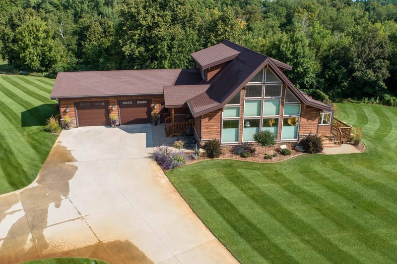 2701 Pristine Bay Ct NW, Alexandria, MN 56308