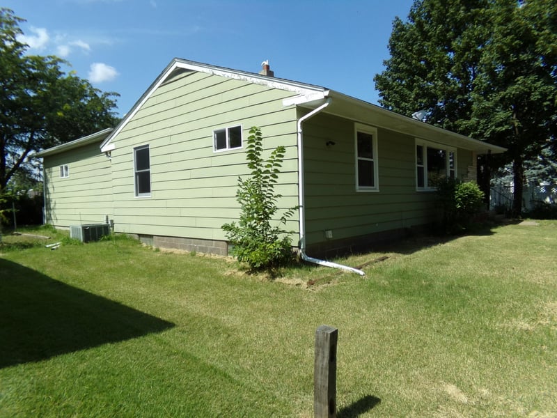 521 Kansas St, Winona, MN 55987