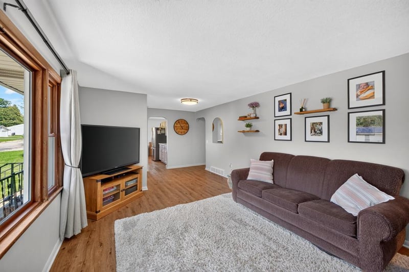 202 7th St SW, Chatfield, MN 55923