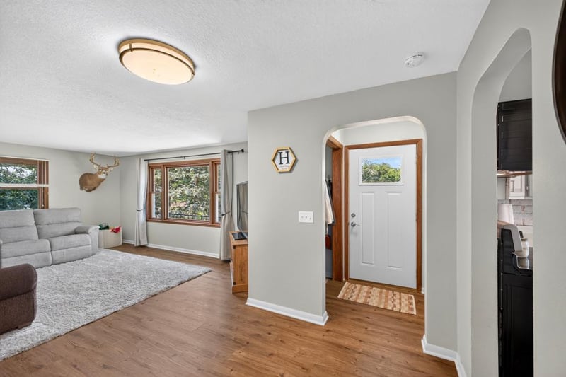 202 7th St SW, Chatfield, MN 55923