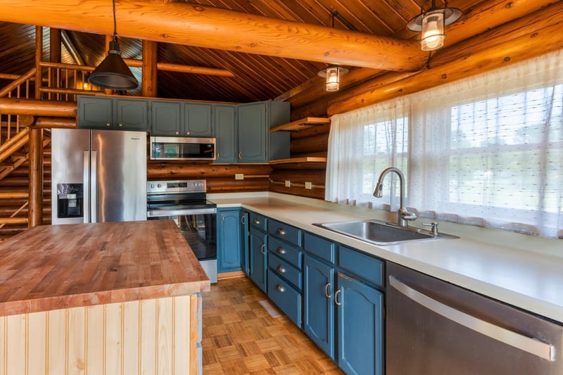 718 Stoner Ave SE, Bemidji, MN 56601