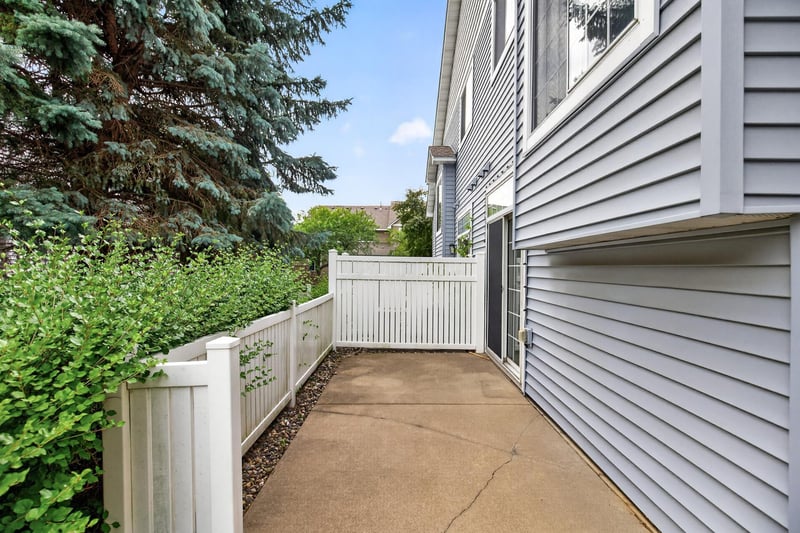14098 Plymouth Ave S #56, Burnsville, MN 55337
