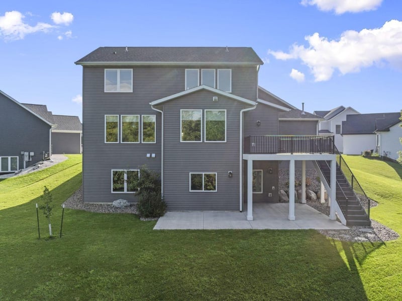 2098 Hagen Ln SW, Rochester, MN 55902