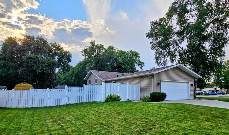 904 Willmar Ave SE, Willmar, MN 56201