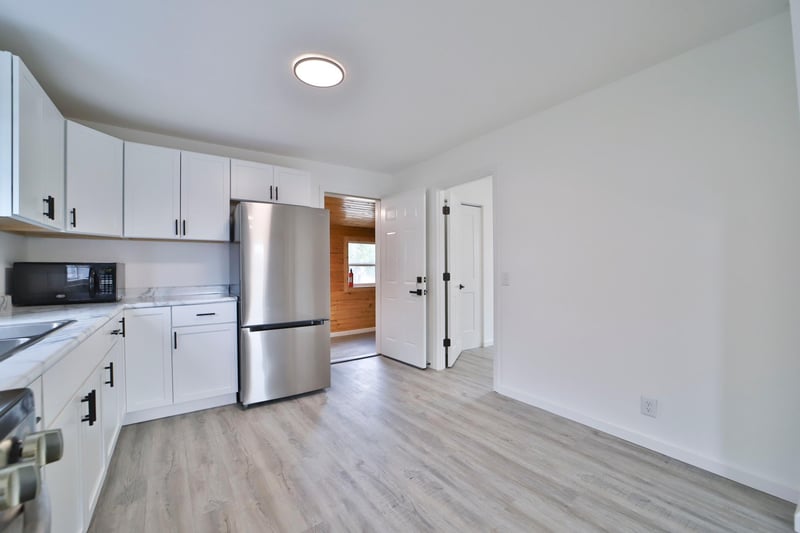 65 Eldredge St E, Motley, MN 56466