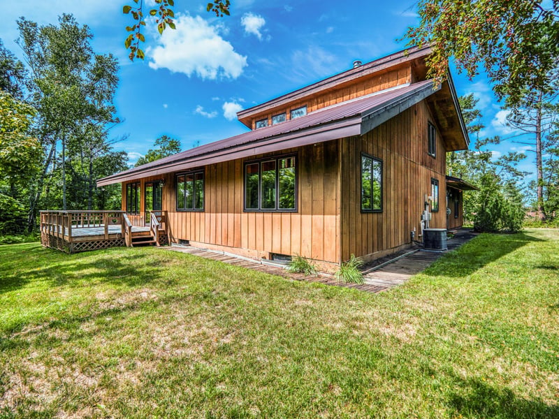 1902 Lakeview Dr SW, Bemidji, MN 56601