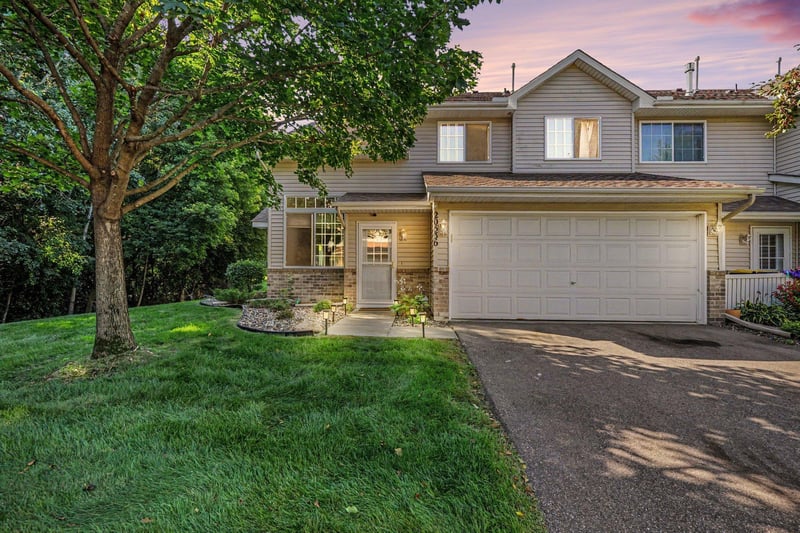 20536 Erin Ct #34, Farmington, MN 55024