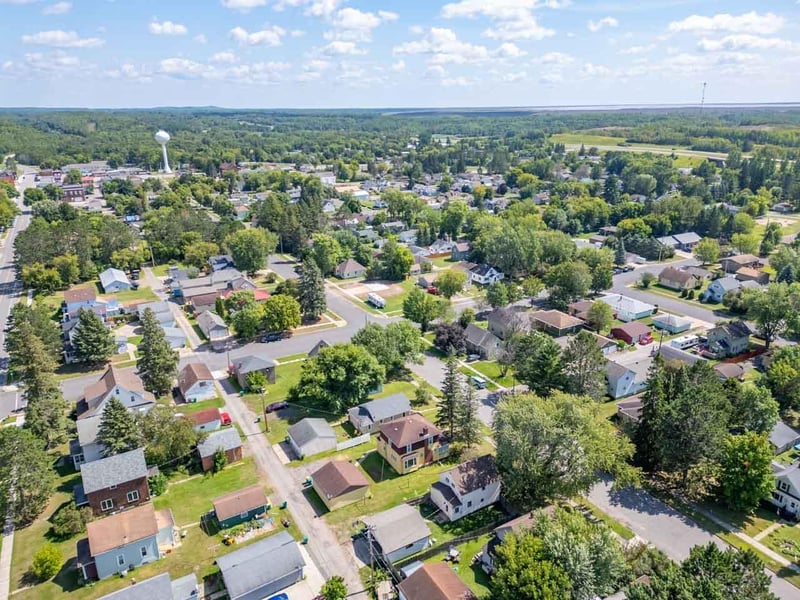 514 W 2nd Ave, Keewatin, MN 55753