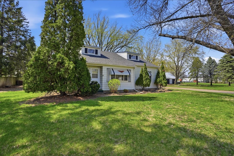 15717 Clayton Ave E, Rosemount, MN 55068
