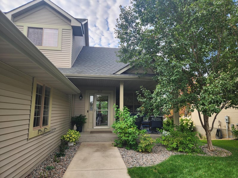 717 Greten Ln, Hastings, MN 55033