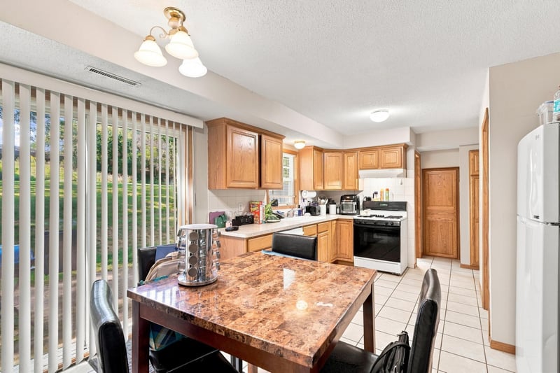 6980 Alpine Trl, Eden Prairie, MN 55346