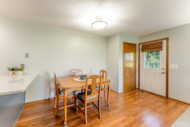 14020 44th Pl N #2, Plymouth, MN 55446