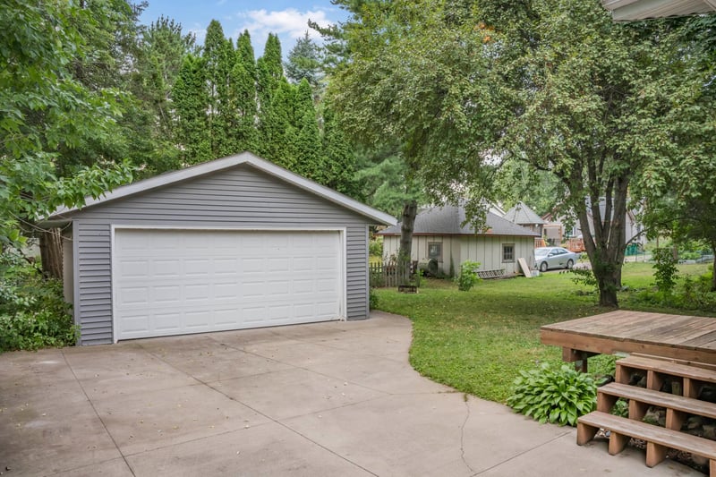 402 Sherburne St S, Stillwater, MN 55082