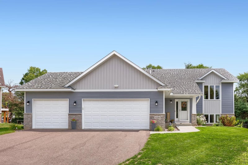 1224 242nd Way NE, East Bethel, MN 55005
