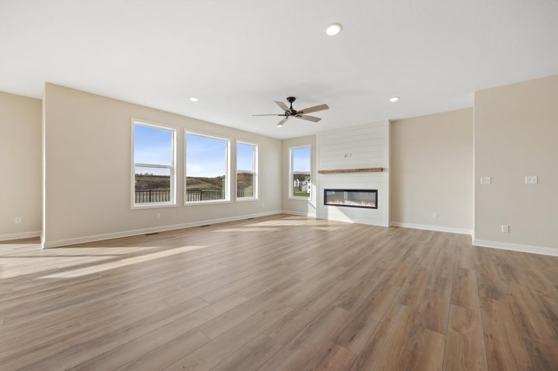 17989 Hidden Creek Trl, Lakeville, MN 55044