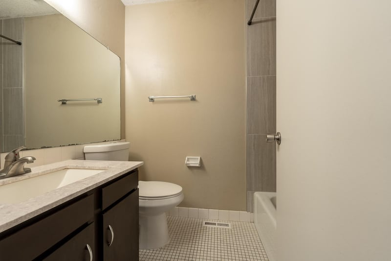 4529 Cedar Lake Rd S, Saint Louis Park, MN 55416