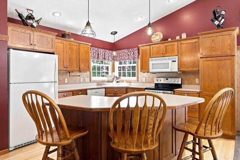 2019 Highland Cir W, Mora, MN 55051