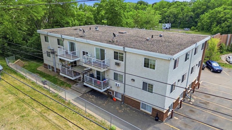 105 Park St E, South Saint Paul, MN 55075