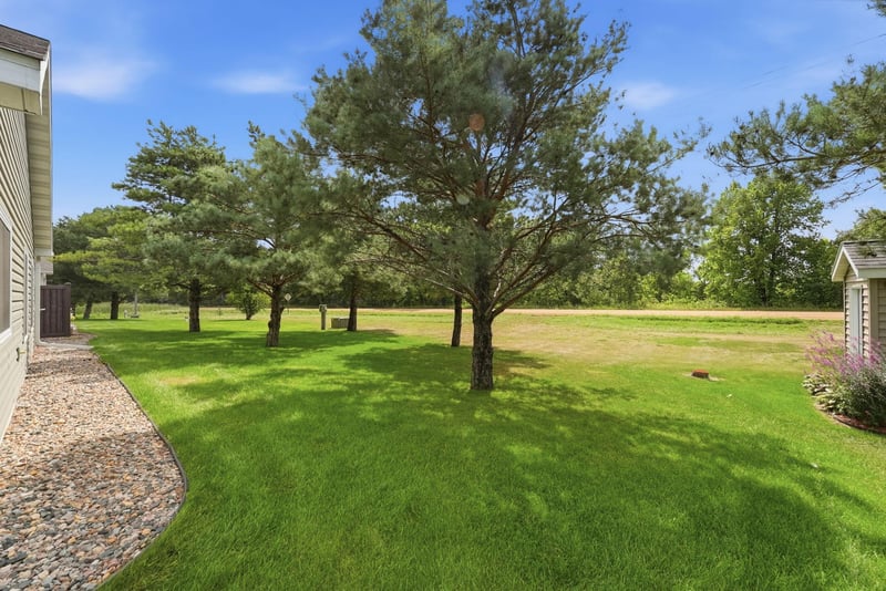 357 Old Glory Dr NE, Alexandria, MN 56308