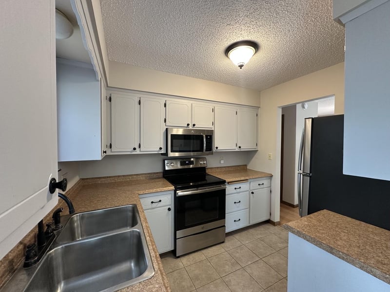 854 16 1/2 St SE, Rochester, MN 55904