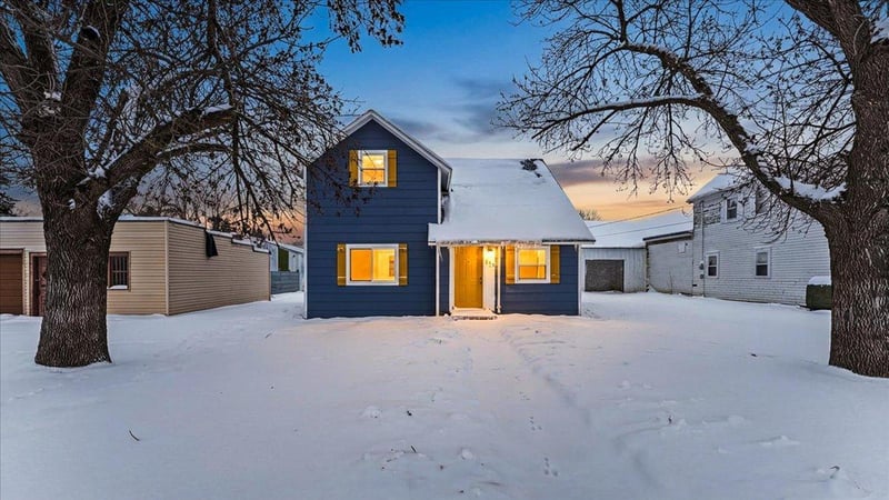 604 Atlantic Ave N, Herman, MN 56248