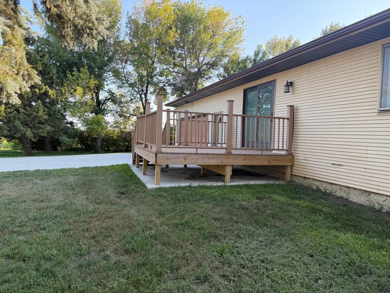 27661 Town Ave, Worthington, MN 56187