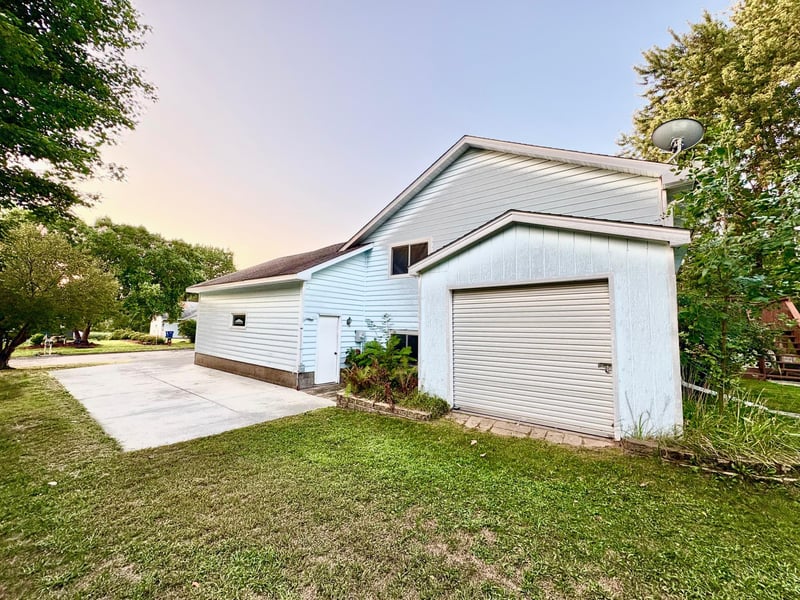 1827 Haller Way, Saint Cloud, MN 56301
