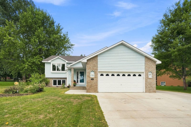 1827 Haller Way, Saint Cloud, MN 56301