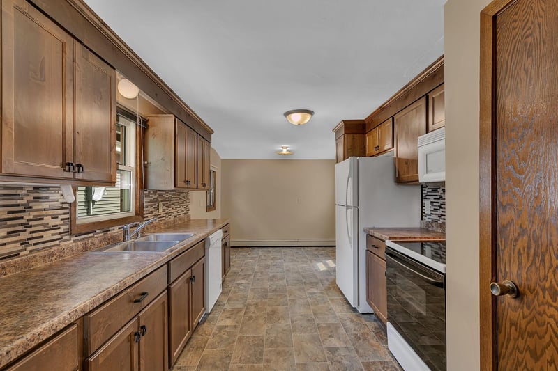 316 6th St S, Sauk Rapids, MN 56379