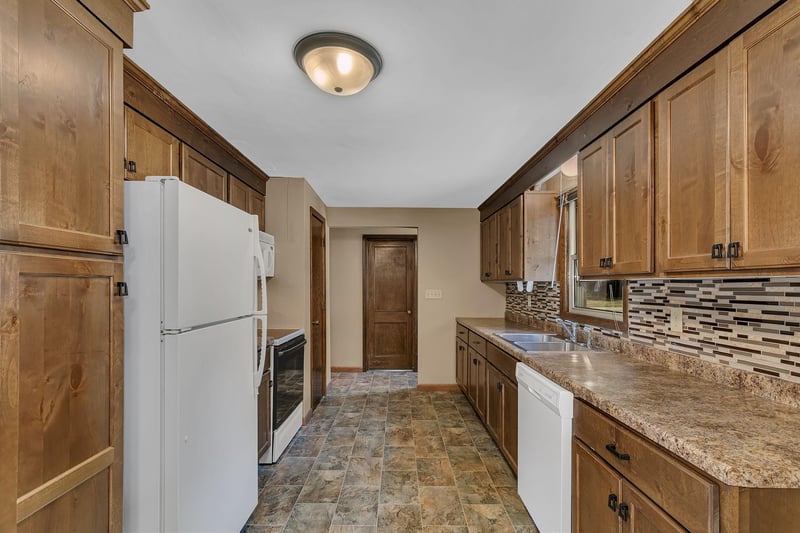 316 6th St S, Sauk Rapids, MN 56379