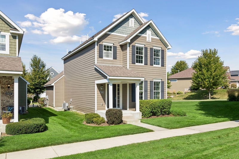 11443 Beechwood Ln, Woodbury, MN 55129