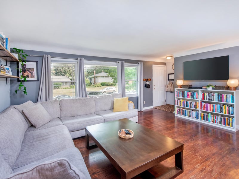2084 Randy Ave, White Bear Lake, MN 55110
