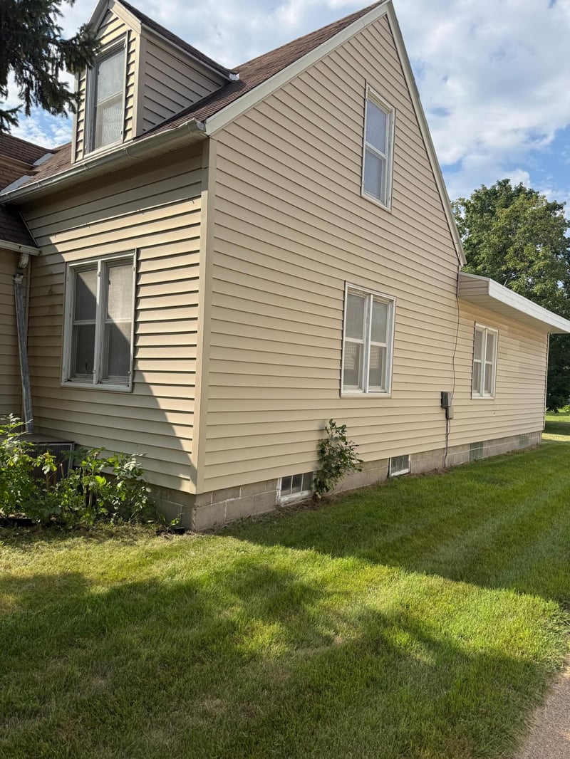511 Gallager St, Morgan, MN 56266