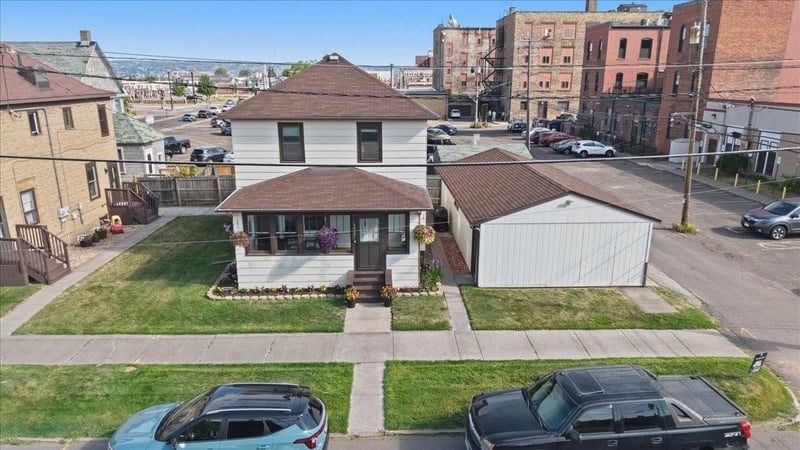 1817 N 16th St, Superior, WI 54880